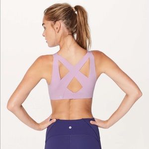 SOLD: Lululemon Enlite Bra